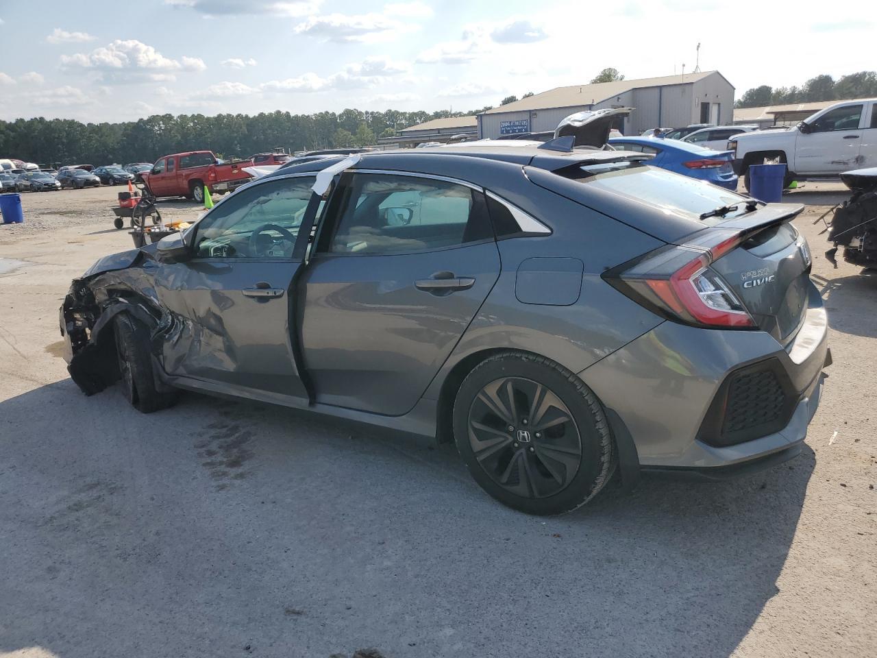 2018 Honda Civic Ex - Image 2