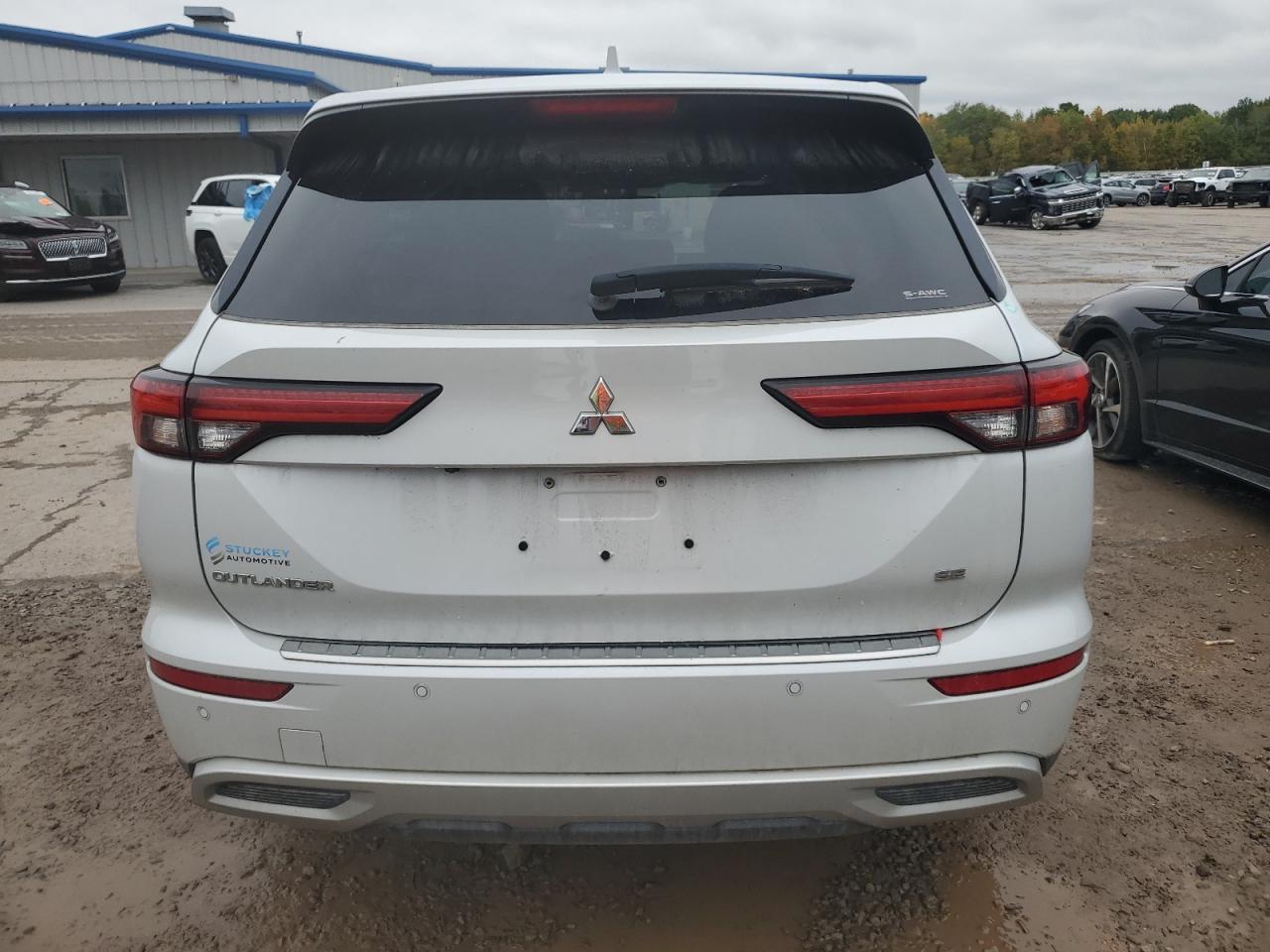 2023 Mitsubishi Outlander Se - Фото 6