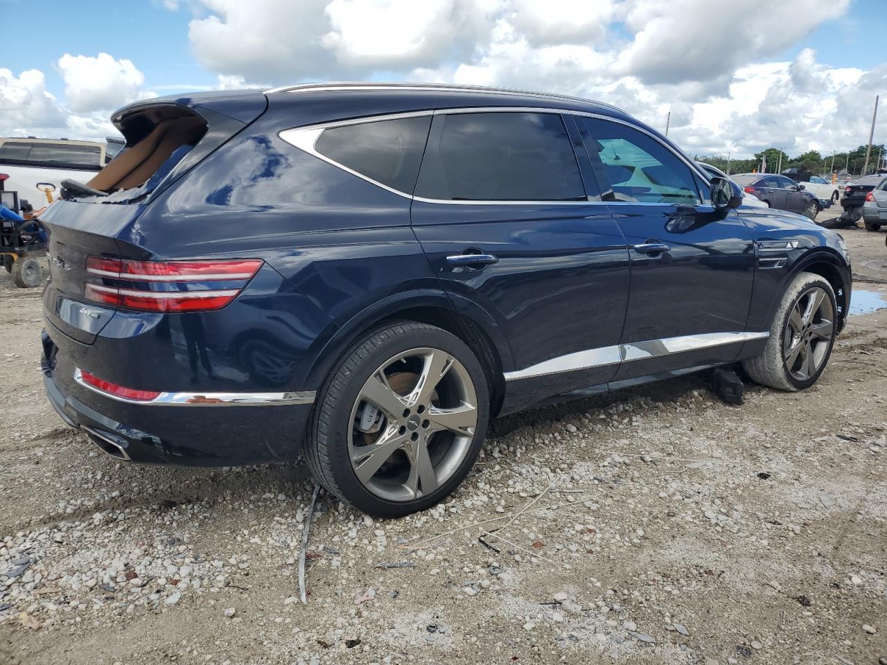 2023 Genesis Gv80 Base - Image 3