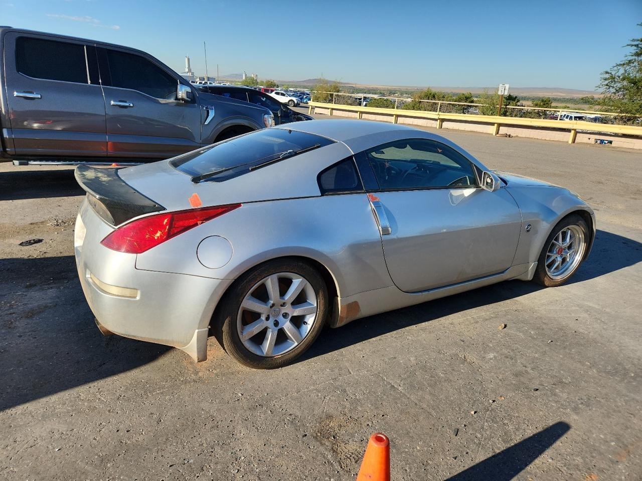 2004 Nissan 350Z Coupe - Фото 3