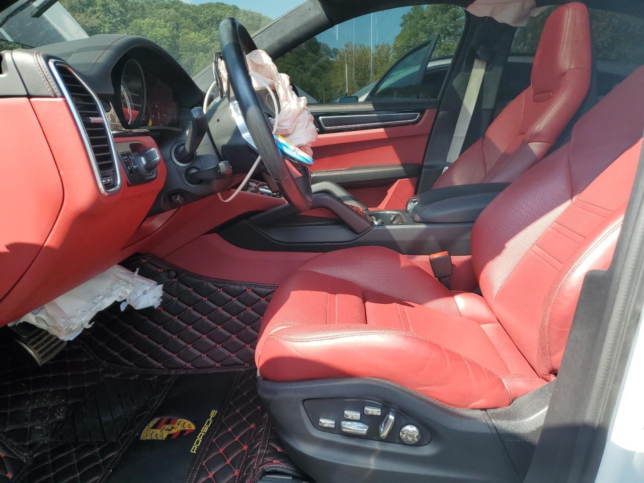 2021 Porsche Cayenne Gts Coupe - Фото 7