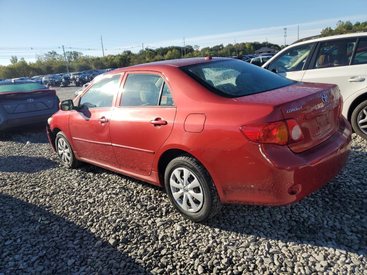 2010 Toyota Corolla Base - Фото 2