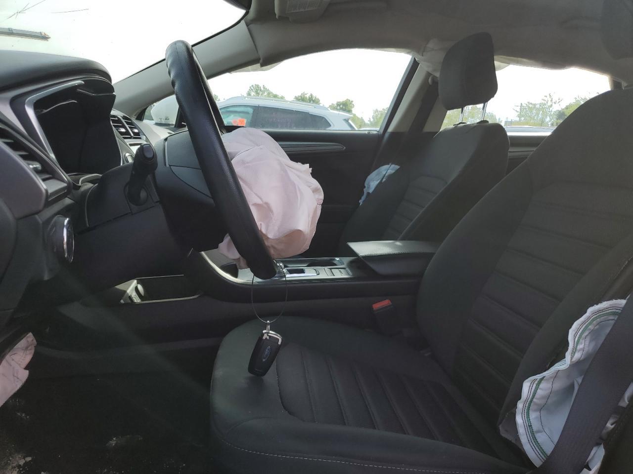 2020 Ford Fusion Se - Фото 7