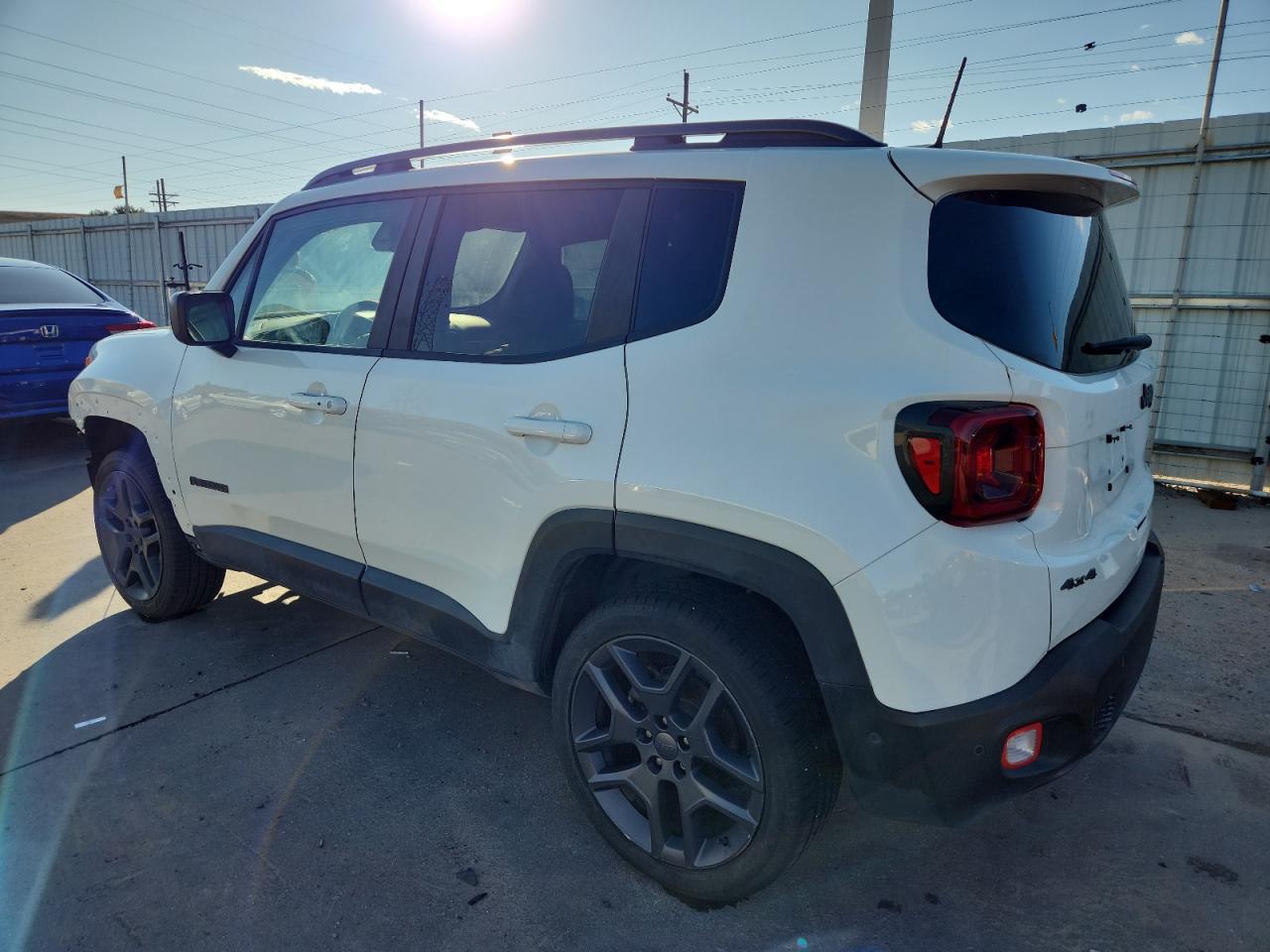 2021 Jeep Renegade Latitude - Фото 2