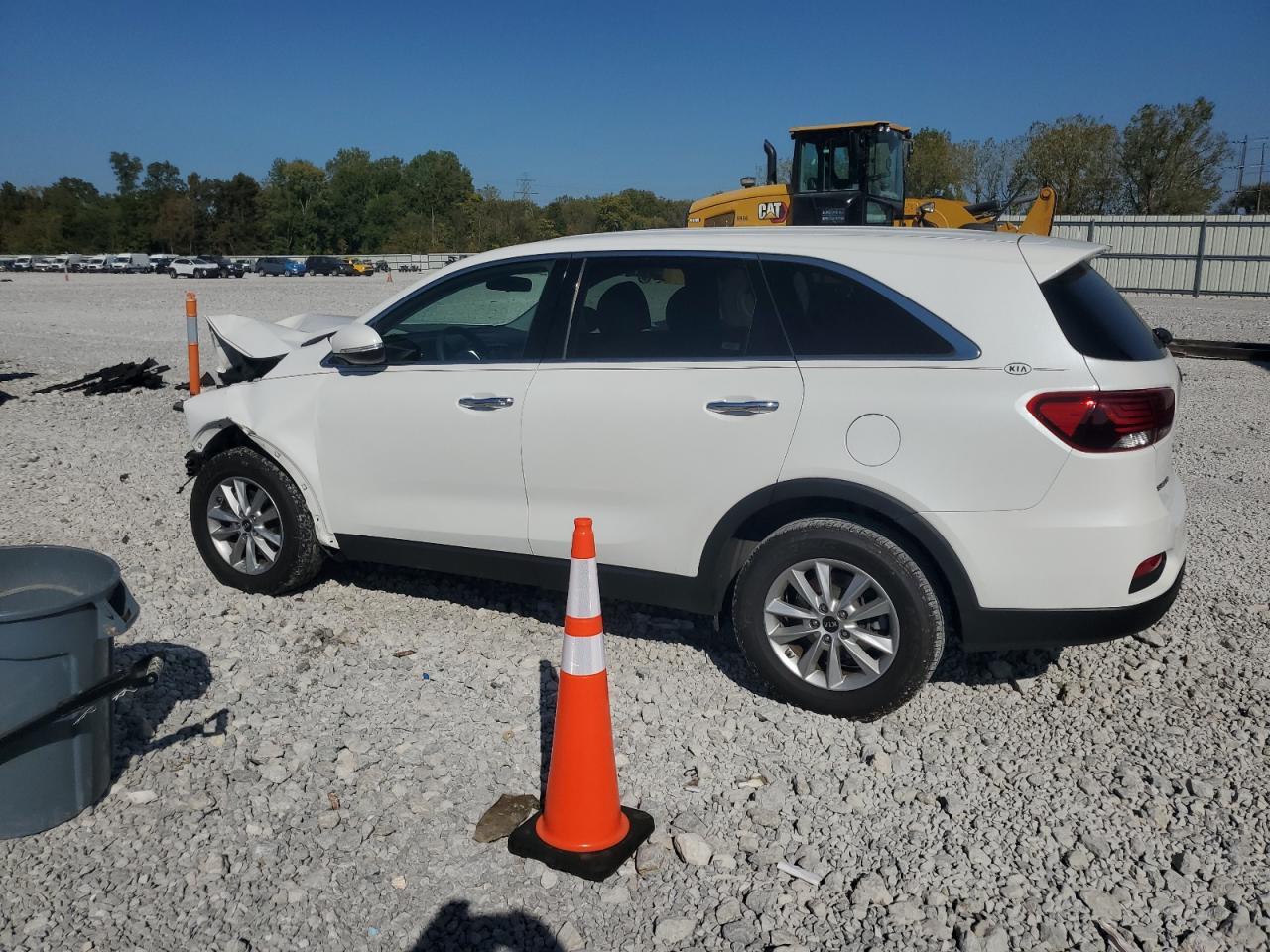 2020 Kia Sorento S - Фото 2