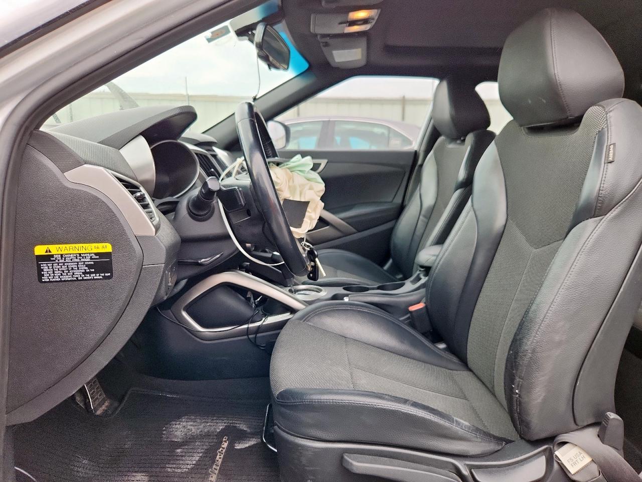 2016 Hyundai Veloster - Фото 7