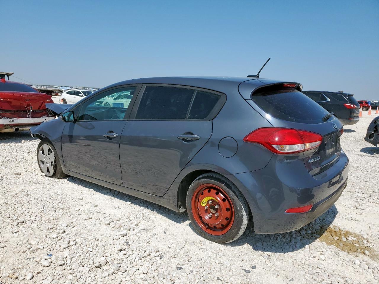 2016 Kia Forte Lx - Фото 2