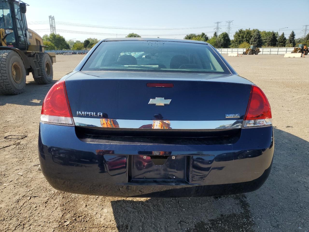 2010 Chevrolet Impala Ls - Фото 6