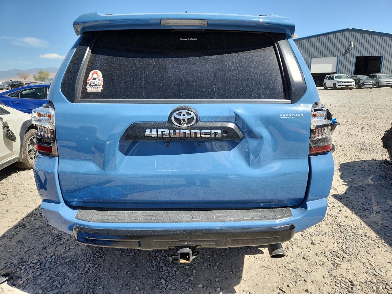 2018 Toyota 4Runner Sr5/Sr5 Premium - Image 6