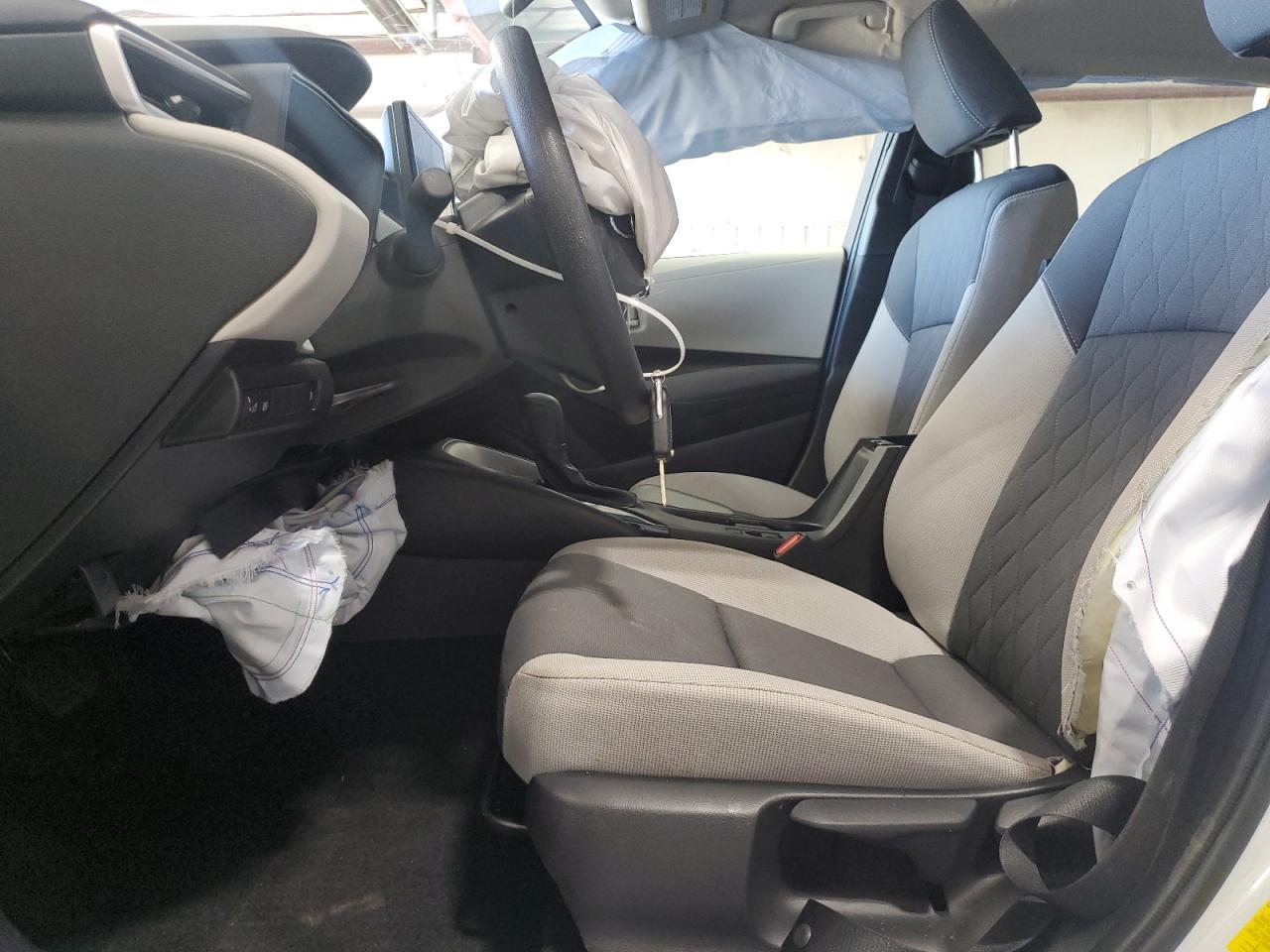 2025 Toyota Corolla Le - Фото 7