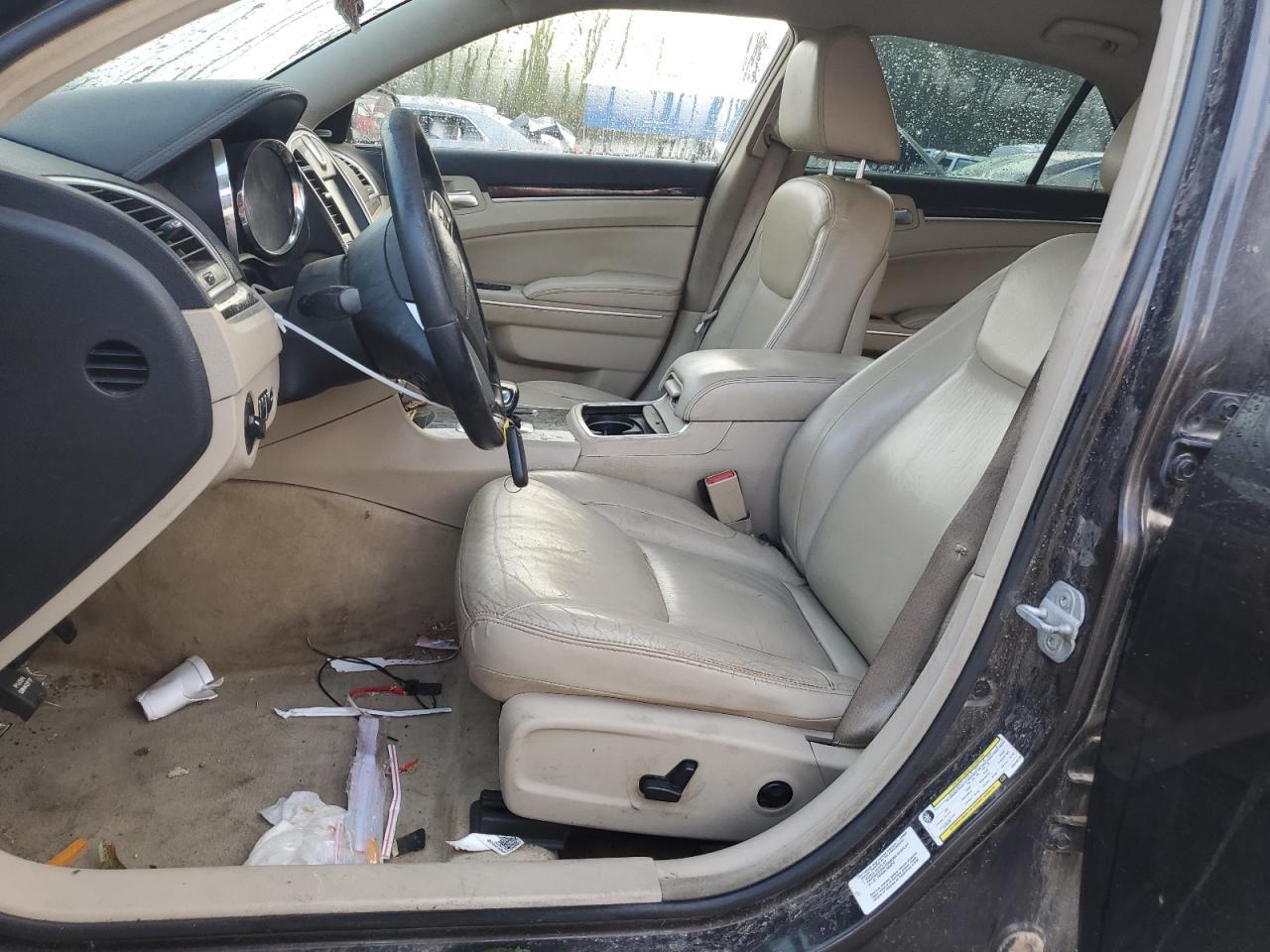 2012 Chrysler 300 Limited - Image 7