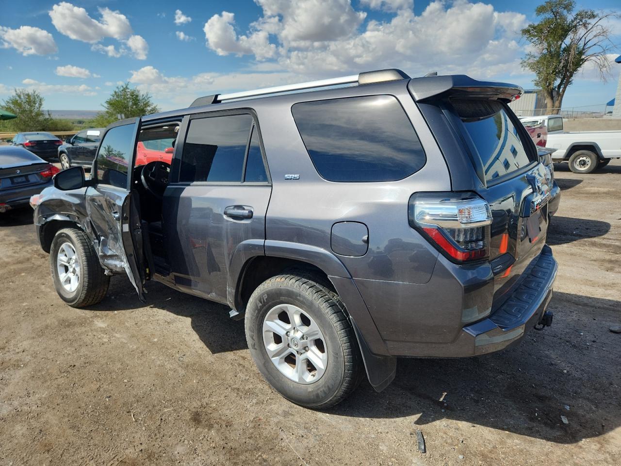 2021 Toyota 4Runner Sr5 - Image 2