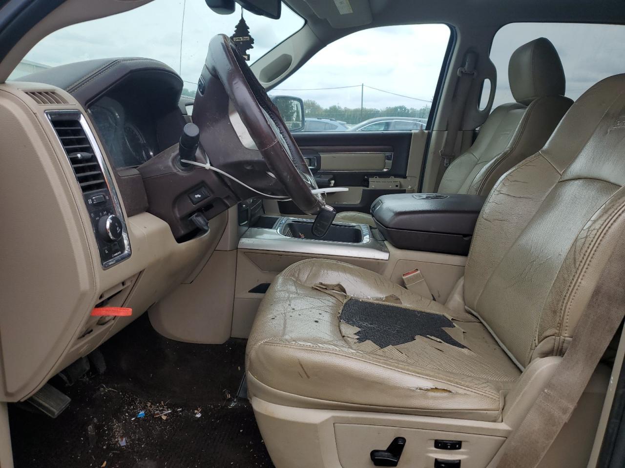 2016 Dodge 1500 - Image 7