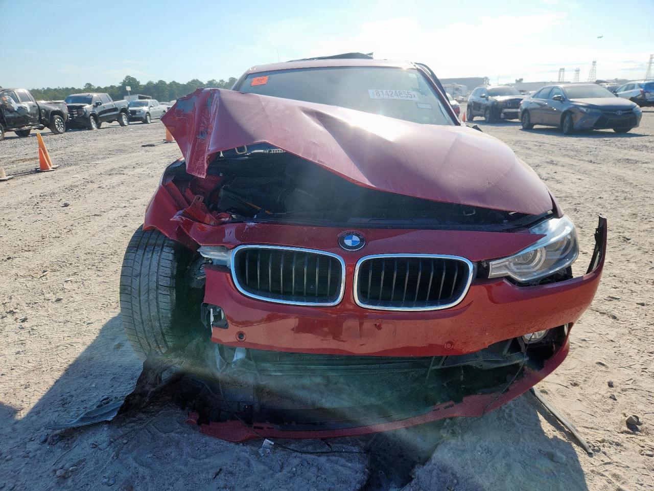 2017 BMW 330 I - Фото 5