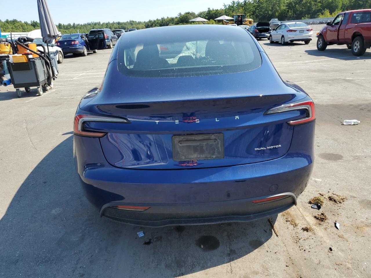 2024 Tesla Model 3 - Фото 6