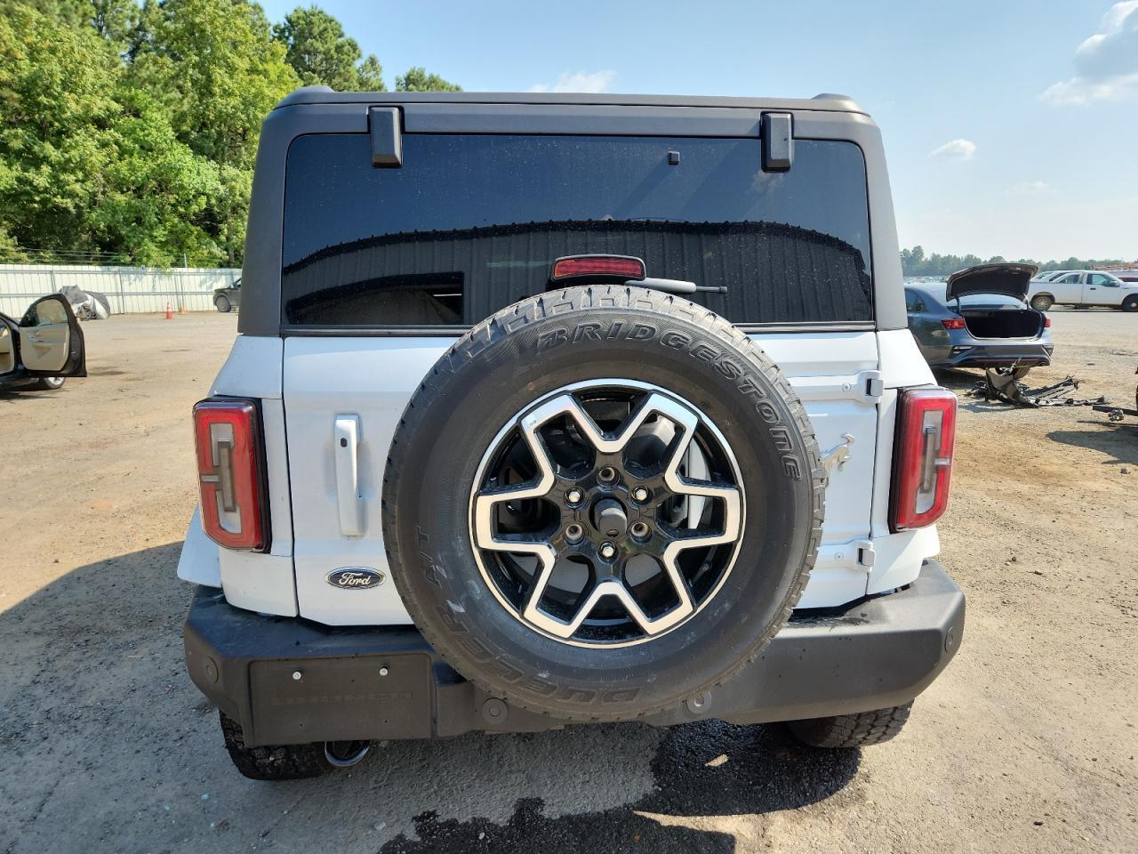 2025 Ford Bronco Outer Banks - Фото 6