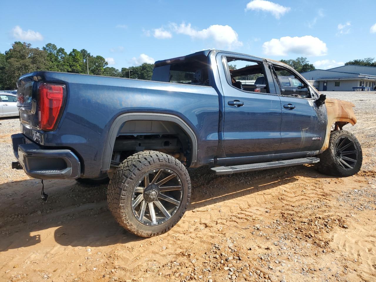 2019 GMC Sierra K1500 At4 - Фото 3
