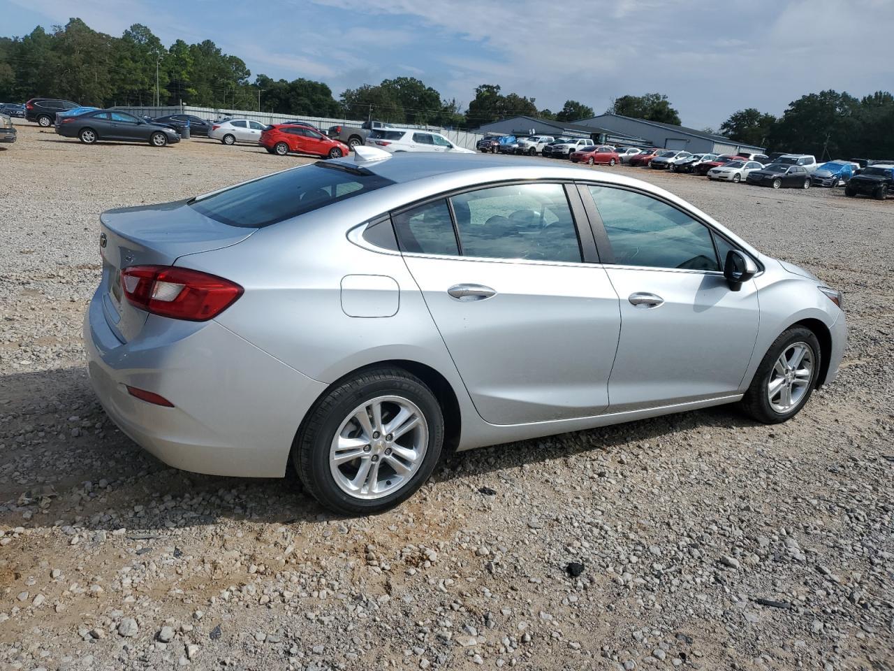 2018 Chevrolet Cruze Lt - Фото 3