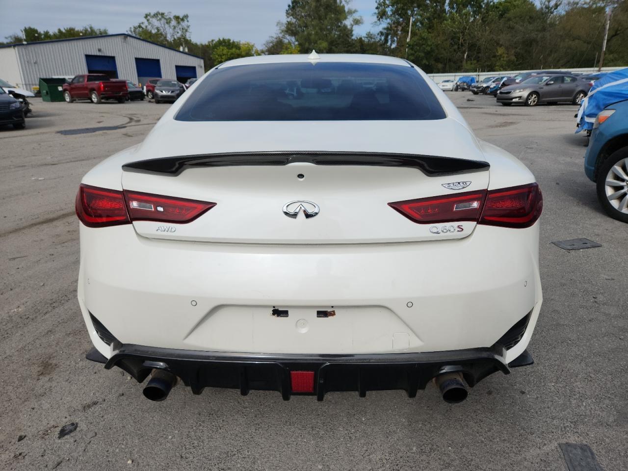 2017 Infiniti Q60 Red Sport 400 - Image 6