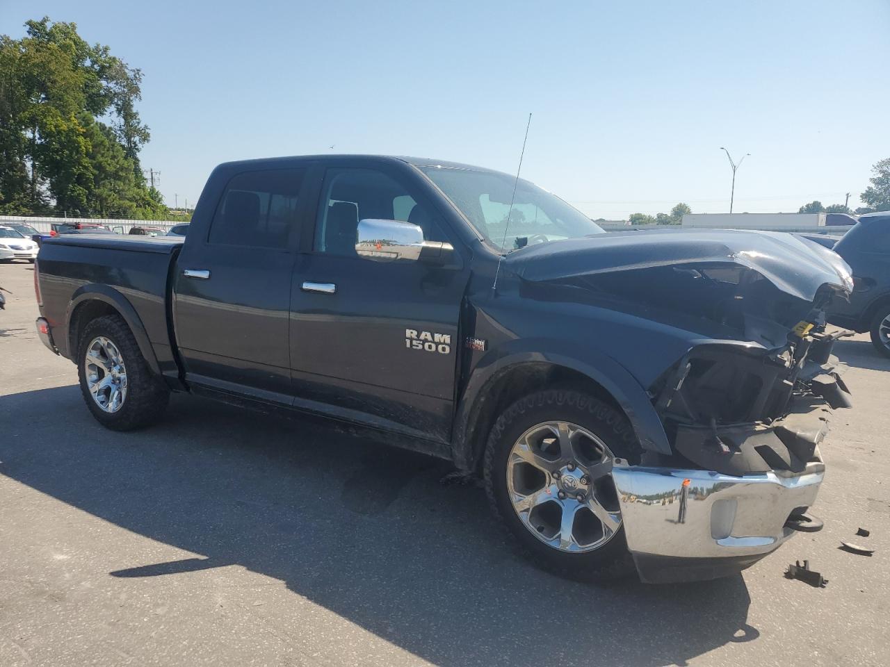 2014 Ram 1500 Laramie - Image 4