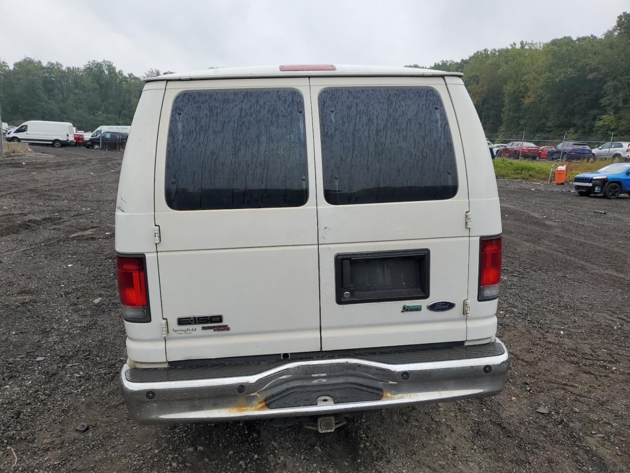2012 Ford Econoline E150 Van - Фото 6