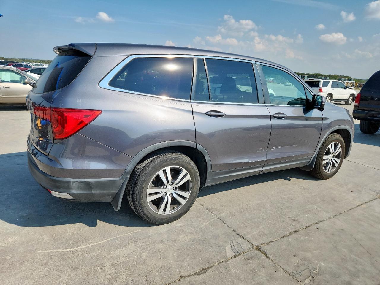 2016 Honda Pilot Exl - Image 3