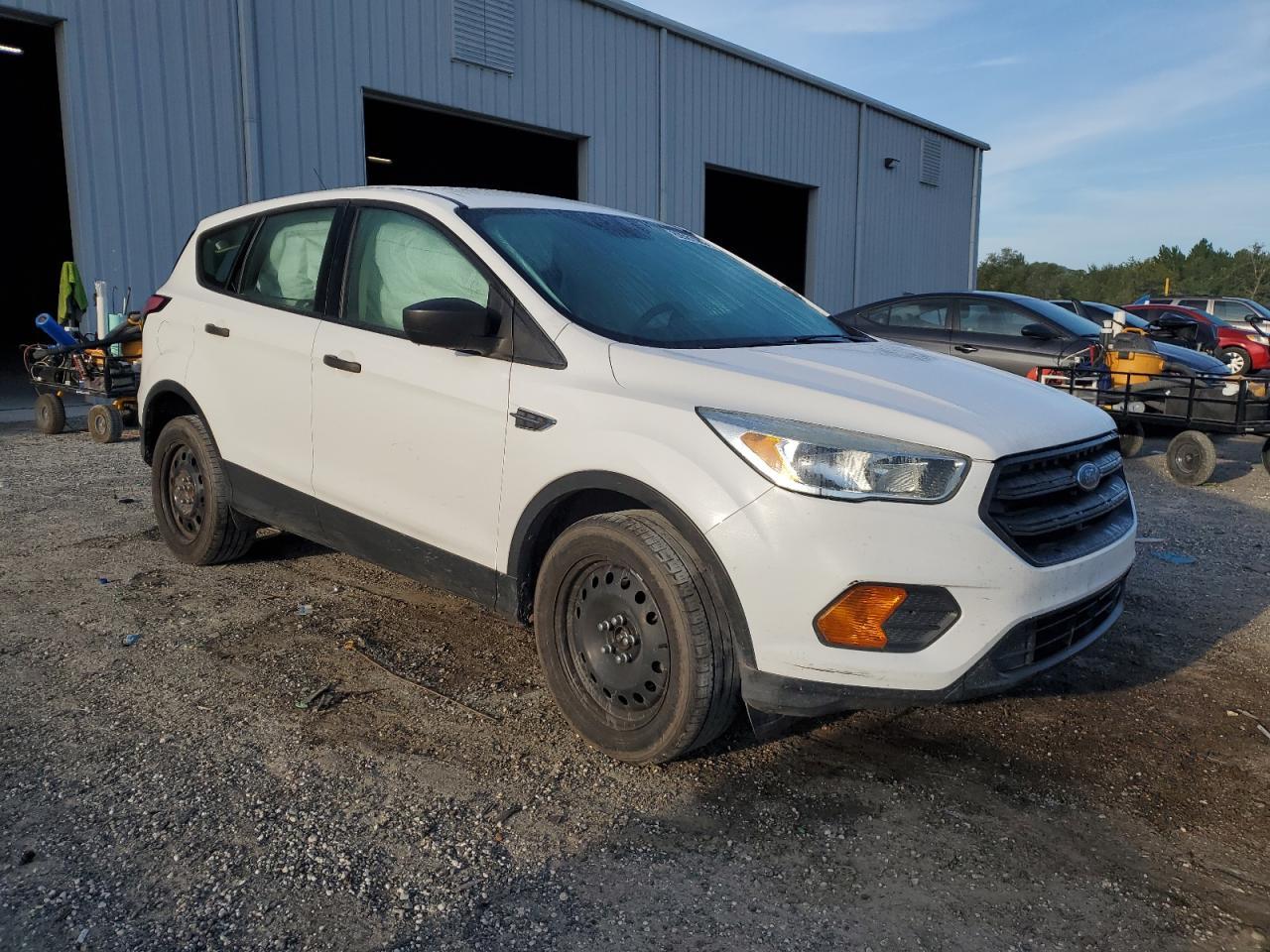 2017 Ford Escape S - Image 4