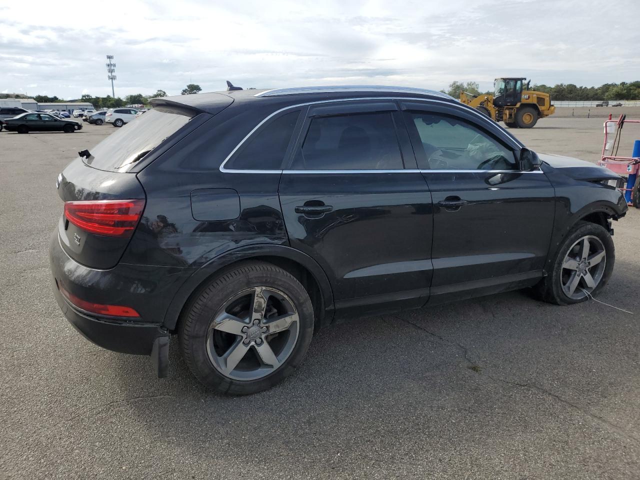 2015 Audi Q3 Premium Plus - Фото 3
