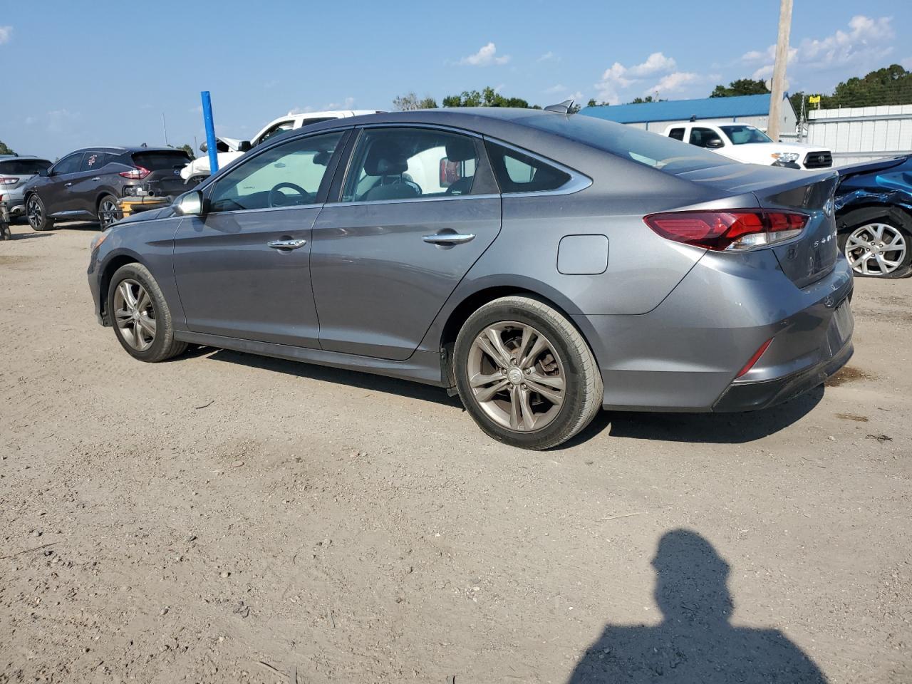 2019 Hyundai Sonata Limited - Фото 2