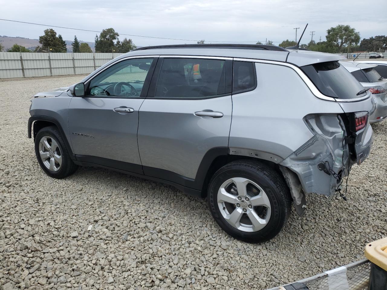 2019 Jeep Compass Latitude - Фото 2