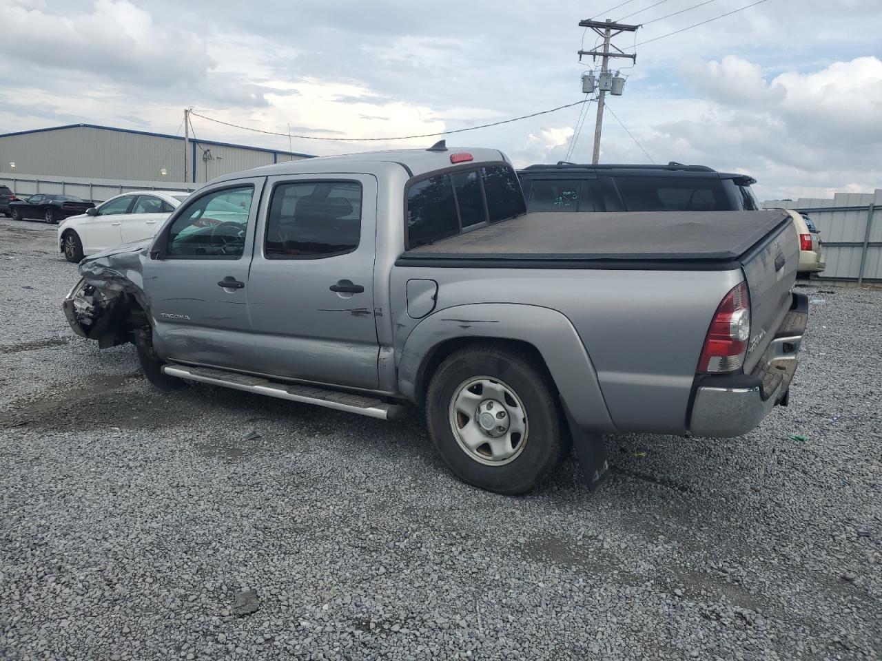 2015 Toyota Tacoma Double Cab - Image 2