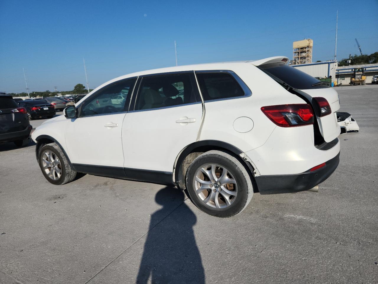 2015 Mazda Cx-9 Touring - Image 2