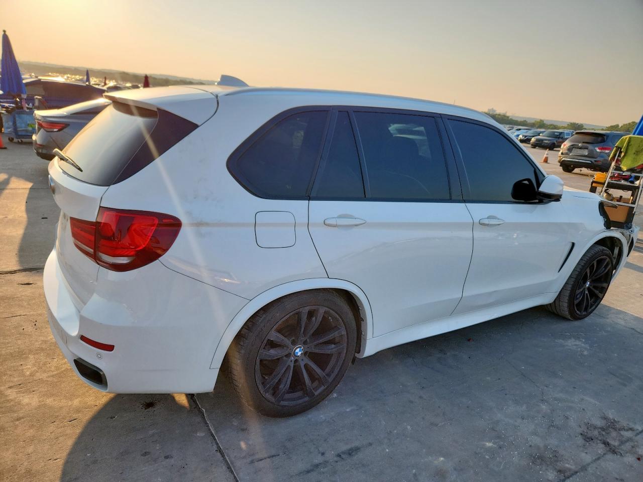 2017 BMW X5 xDrive35I - Фото 3