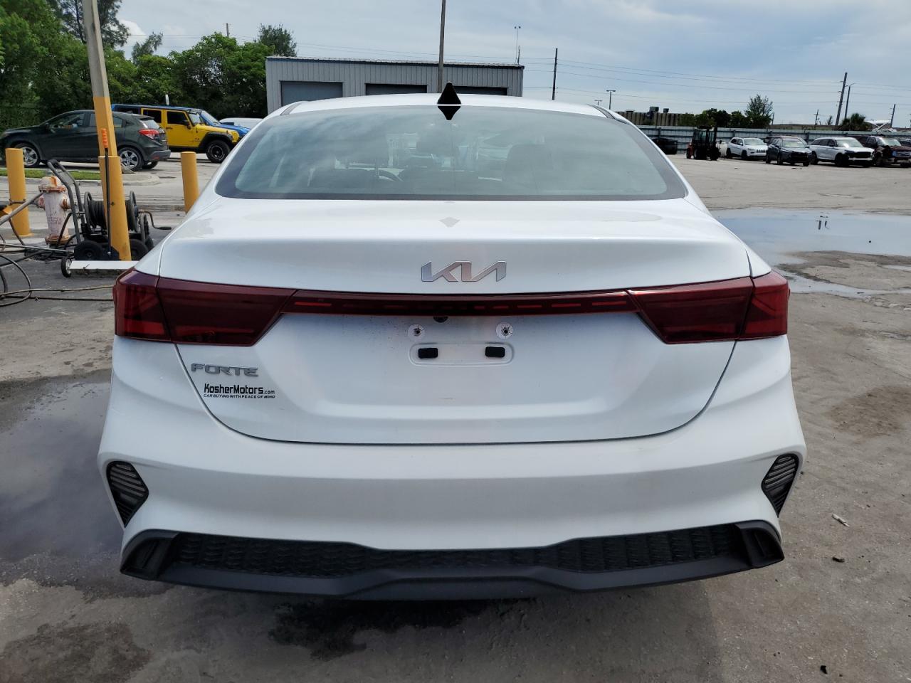 2024 Kia Forte Lx - Image 6