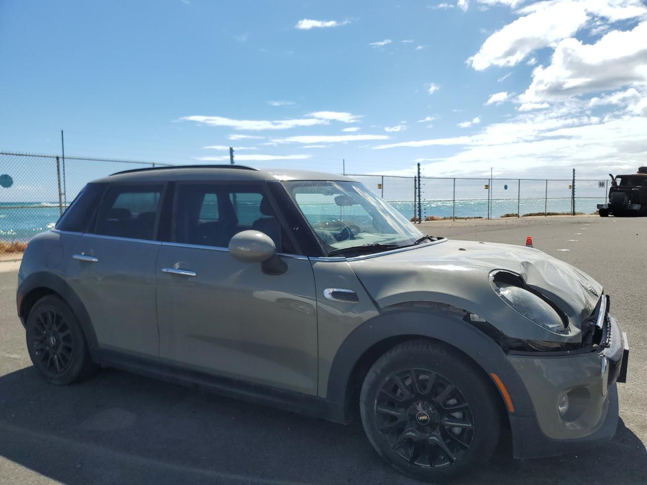 2019 Mini Cooper - Image 4