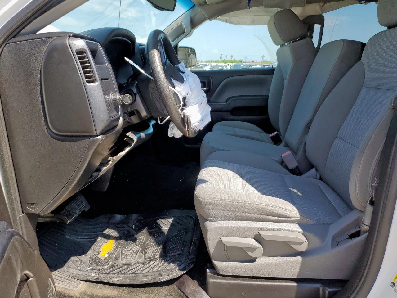 2017 Chevrolet Silverado C1500 Custom - Фото 7