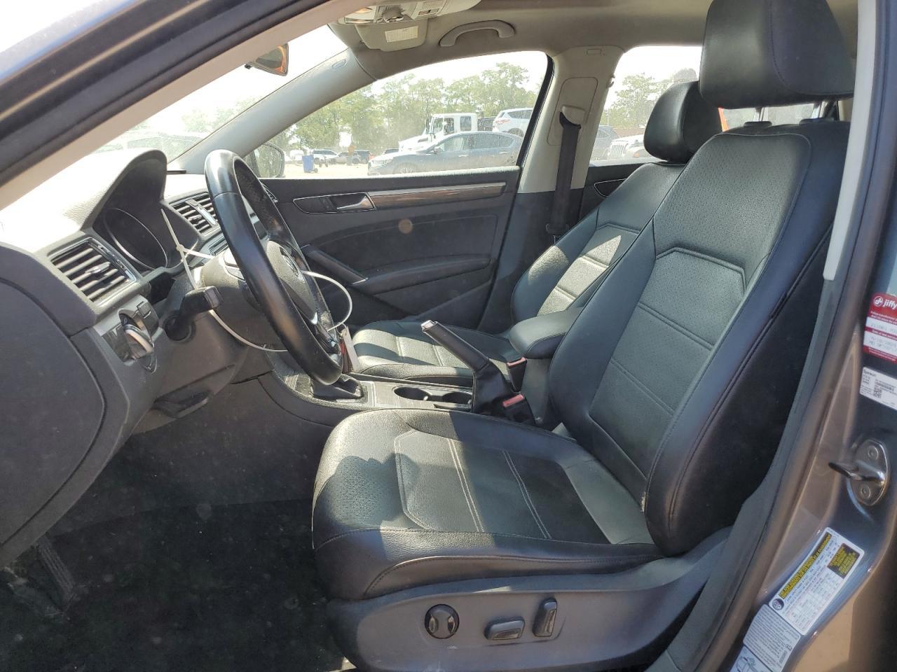 2017 Volkswagen Passat Se - Фото 7