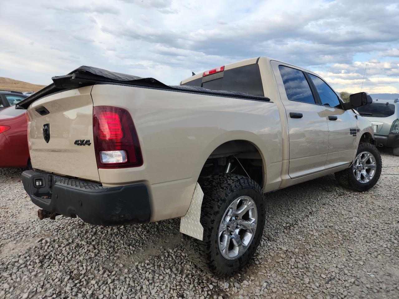 2019 Ram 1500 Classic Slt - Image 3