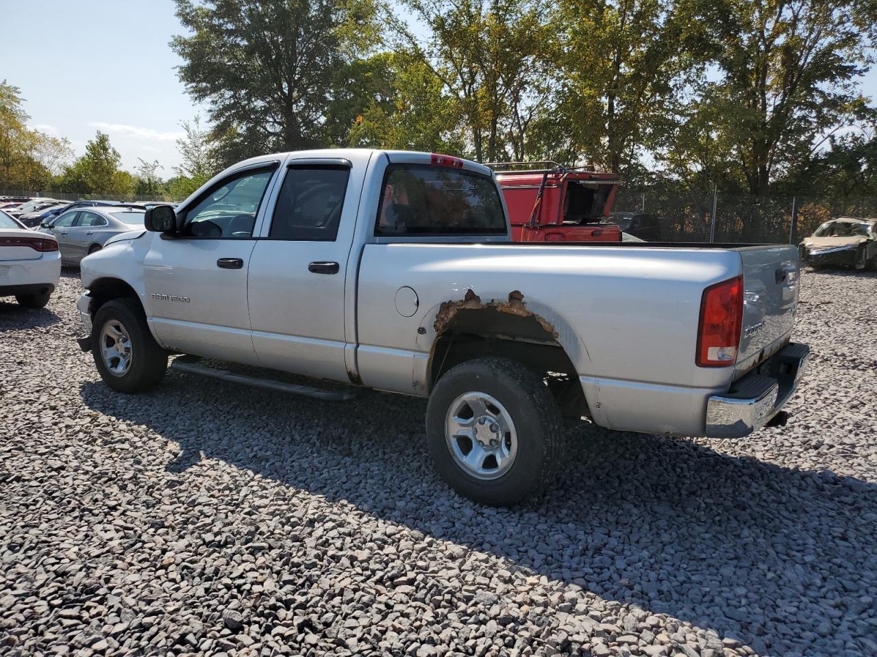2004 Dodge Ram 1500 St - Фото 2