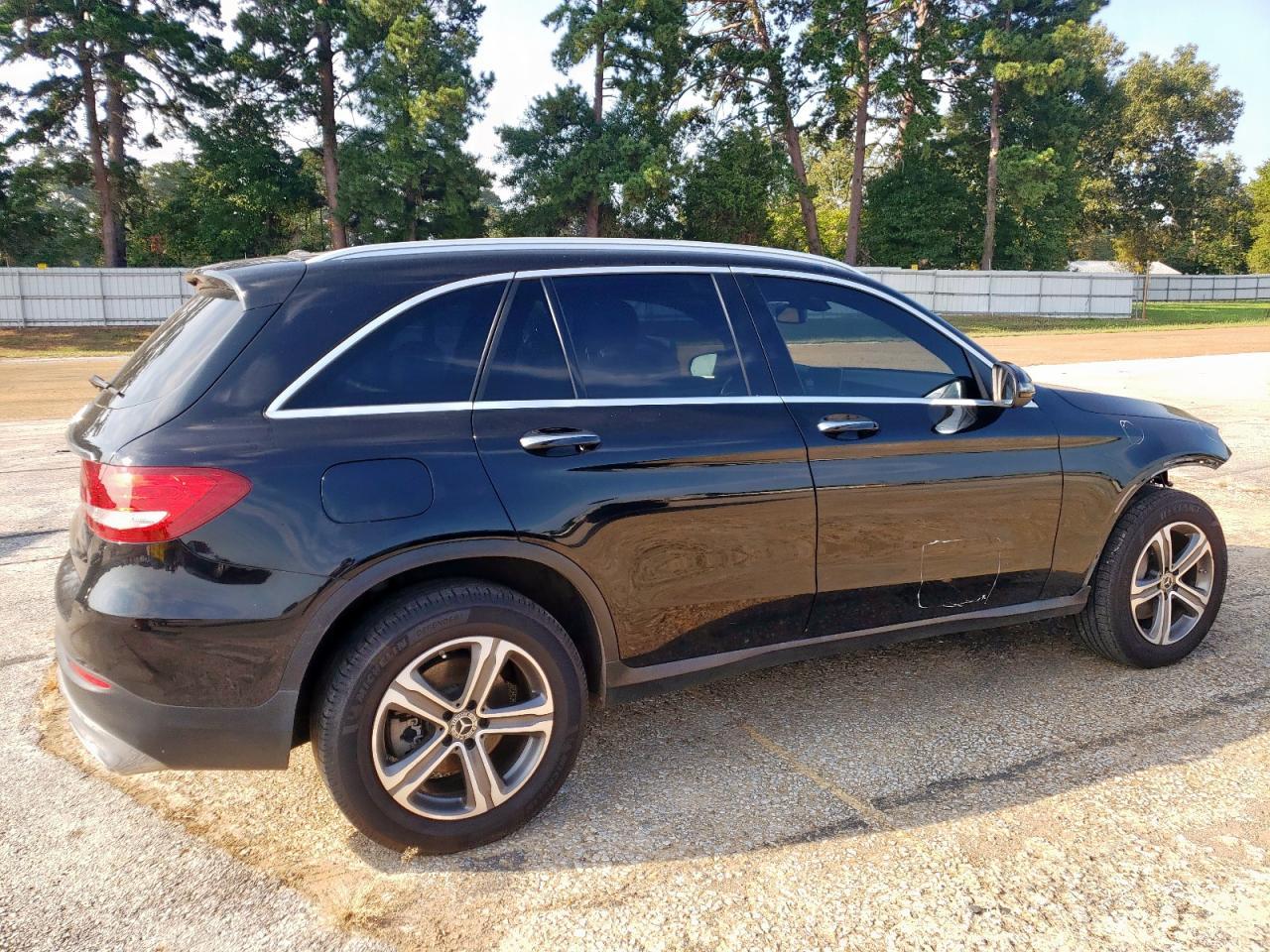 2019 Mercedes-Benz Glc 300 - Фото 3