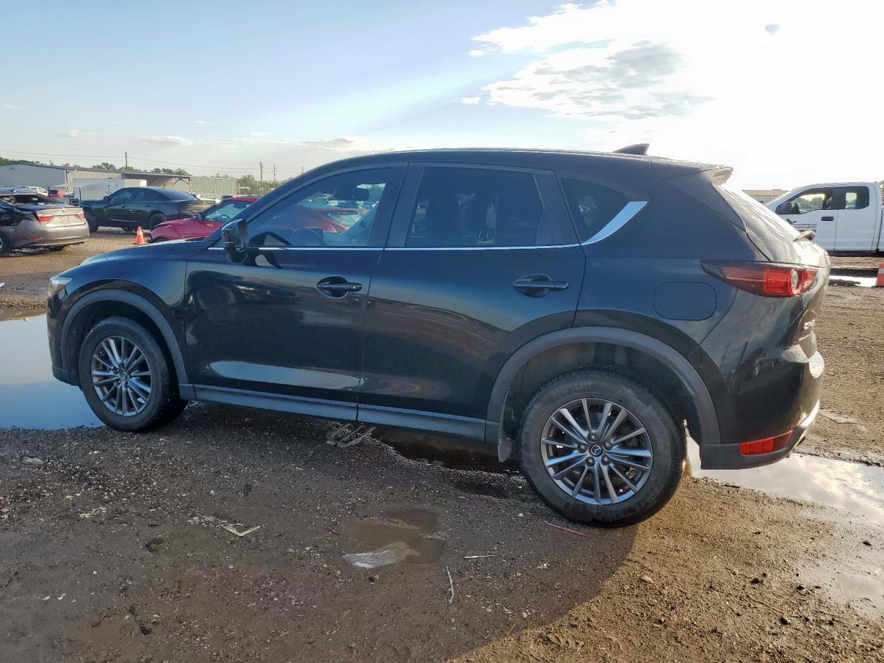 2017 Mazda Cx-5 Touring - Фото 2