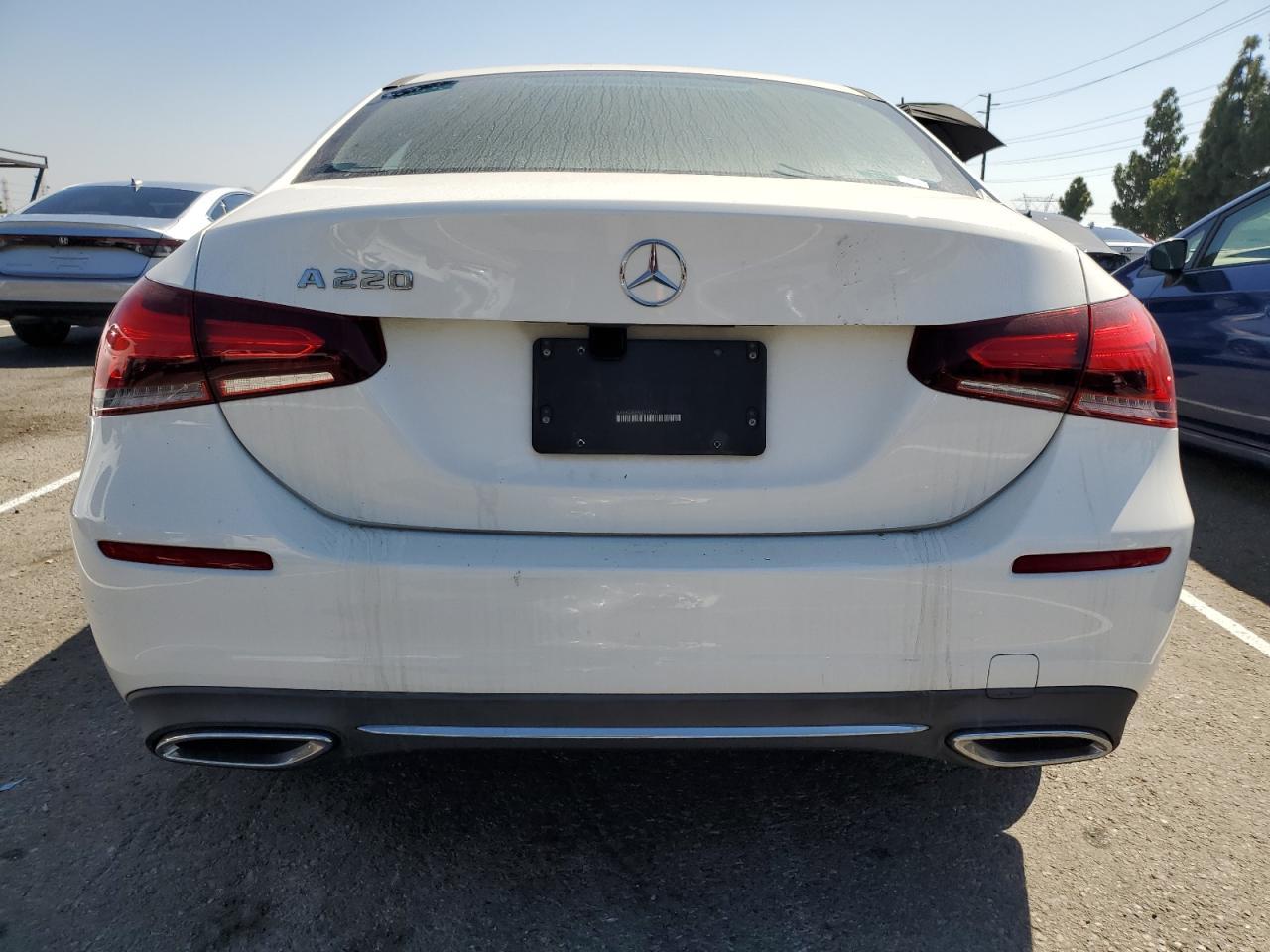 2020 Mercedes-Benz A 220 - Фото 6