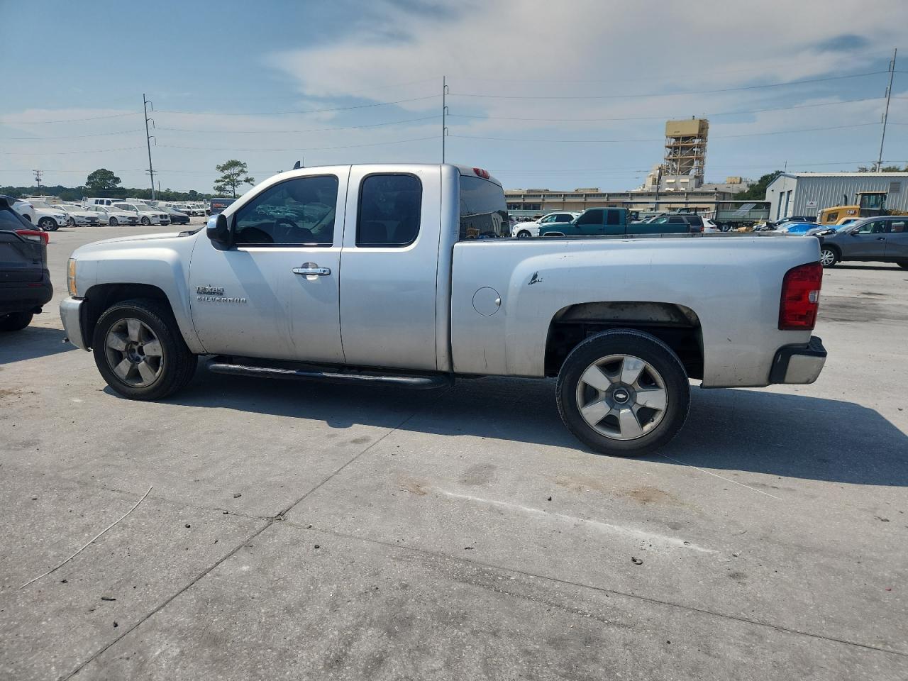 2011 Chevrolet Silverado C1500 Lt - Фото 2