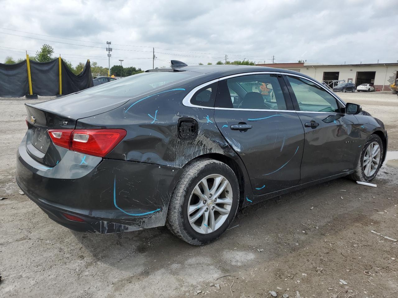 2017 Chevrolet Malibu Lt - Image 3