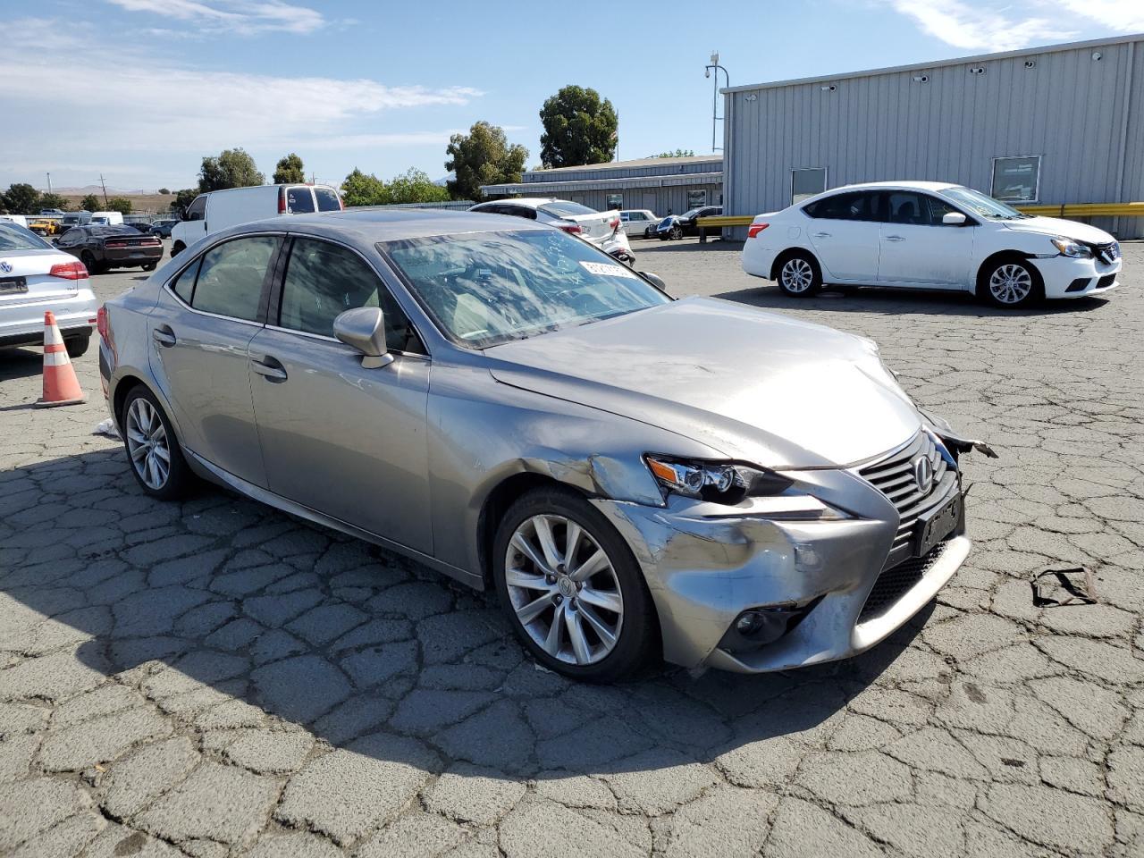 2015 Lexus Is - Фото 4