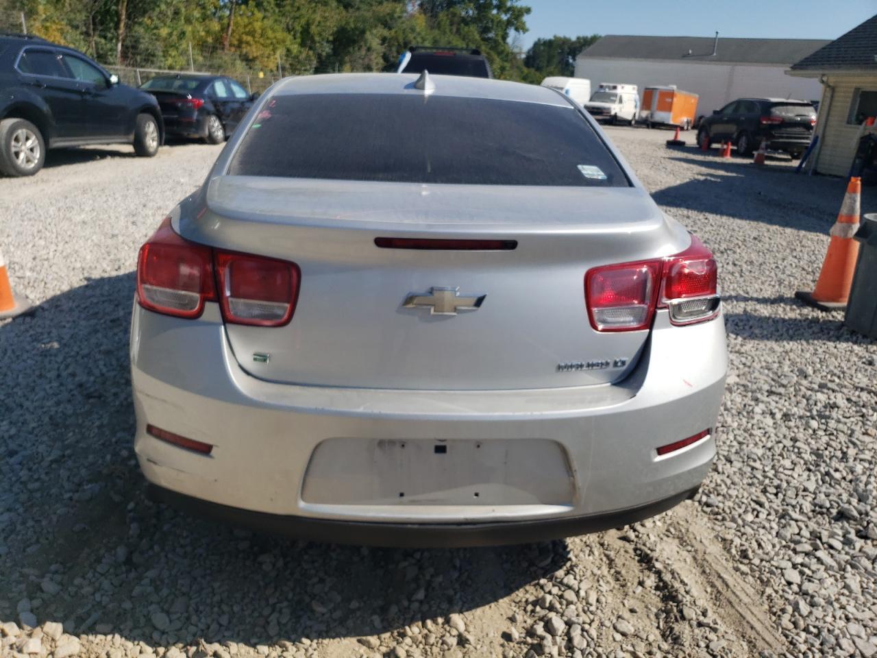 2015 Chevrolet Malibu 1Lt - Image 6