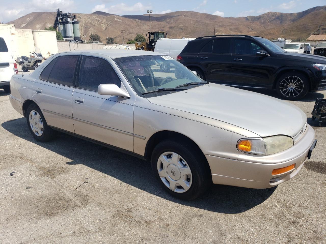 1996 Toyota Camry Le - Фото 4