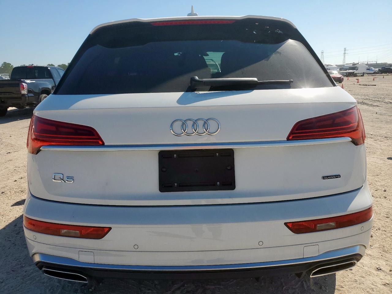 2025 Audi Q5 E Premium Plus 55 - Фото 6