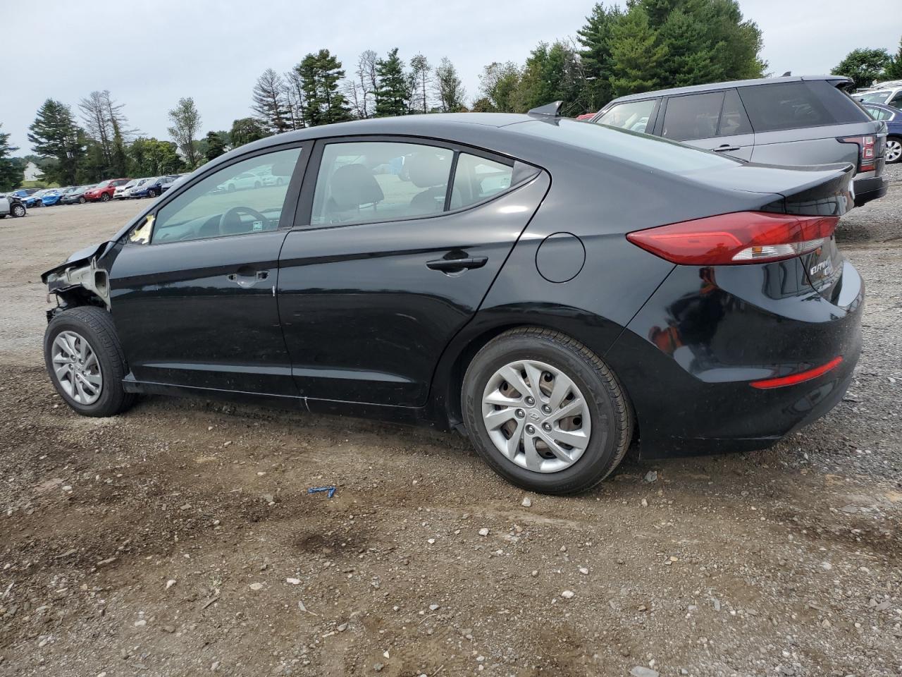 2017 Hyundai Elantra Se - Image 2