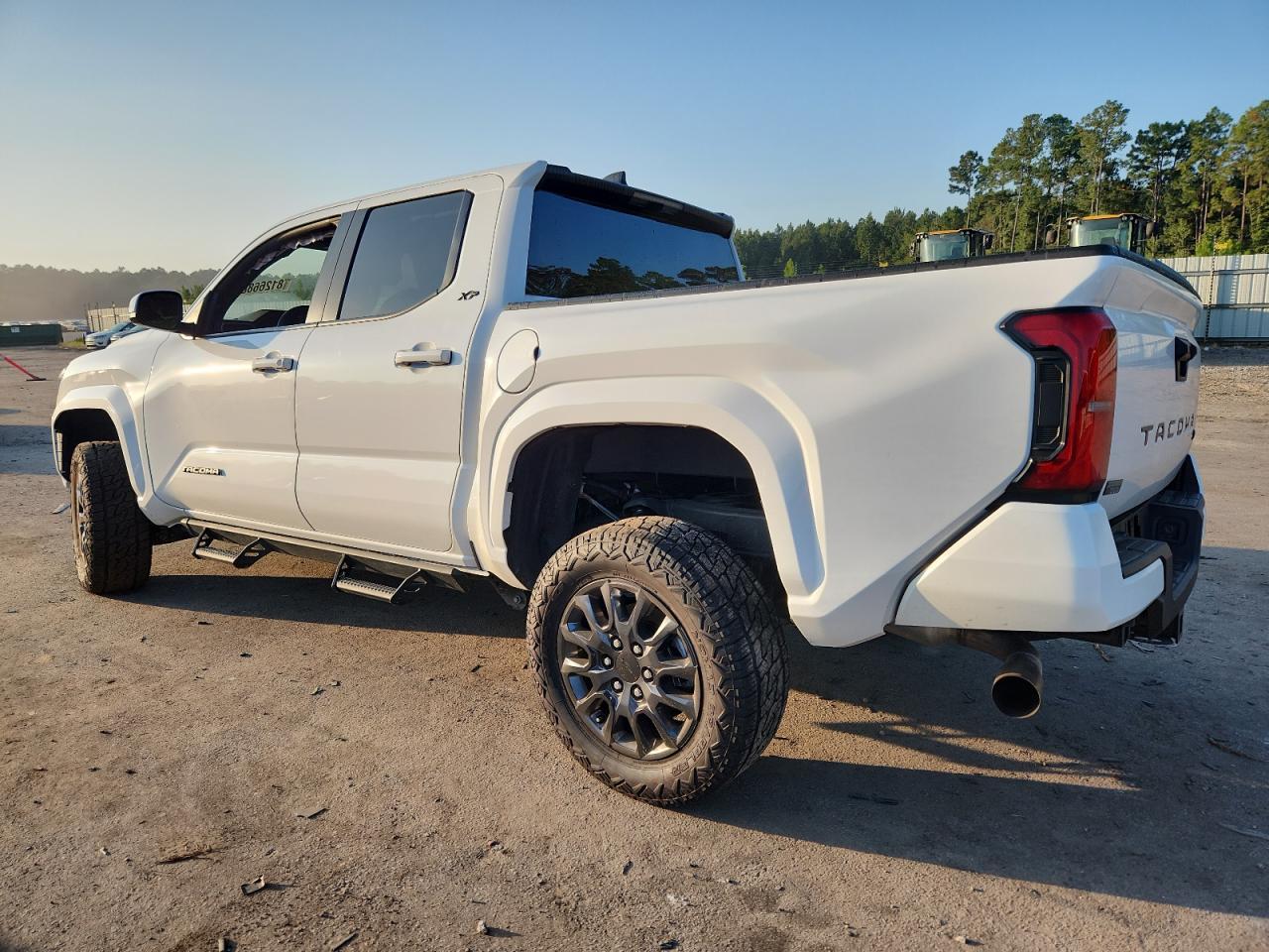 2025 Toyota Tacoma Double Cab - Фото 2